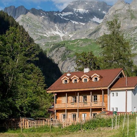 Riversong Centre Thermal Les Plans-sur-Bex Bagian luar foto
