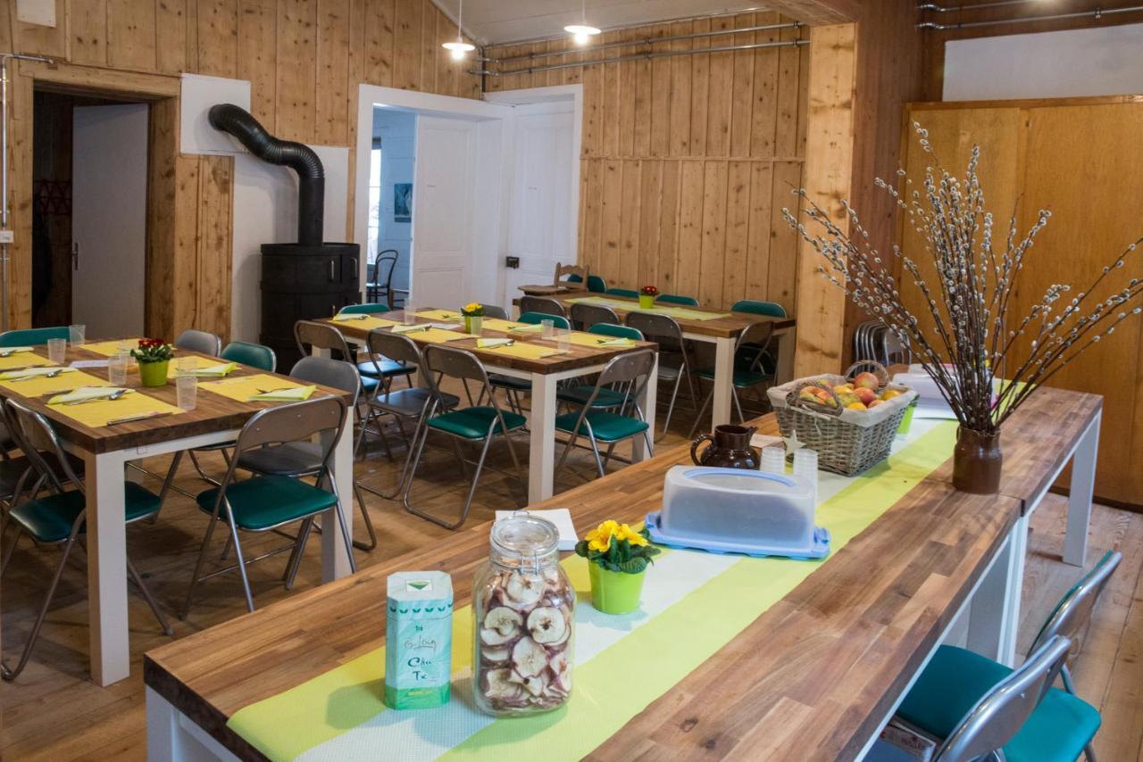 Riversong Centre Thermal Les Plans-sur-Bex Bagian luar foto